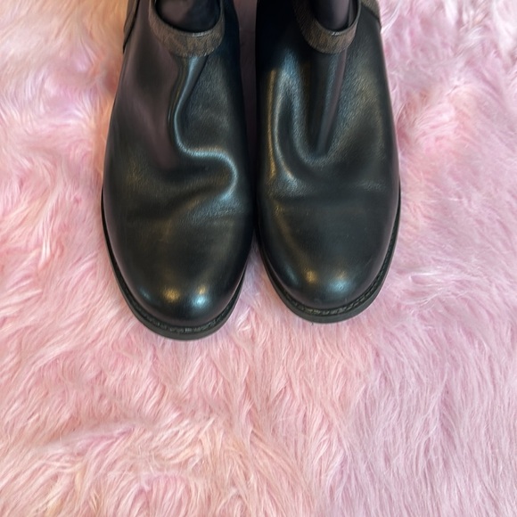Michael Kors black leather heeled boots size 10 - Picture 3 of 8